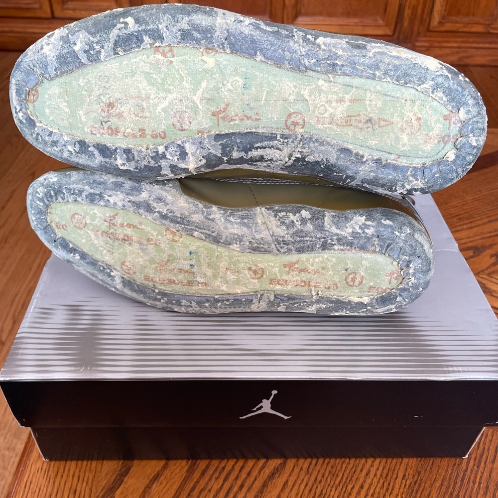 Men’s Jordan 9 Cool Gray OG 2002, Size 9 - Picture 10 of 11